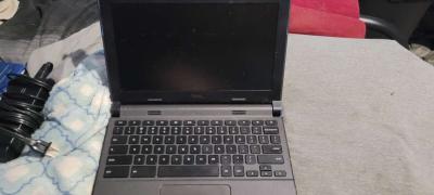 Laptop - Thumbnail 3