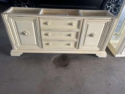 Antique Ashley Curio Cabinet - Thumbnail 2