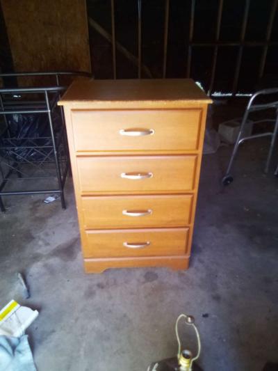 Nice Bedroom set - Thumbnail 2