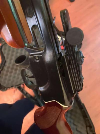 cross bow - Flint, Michigan