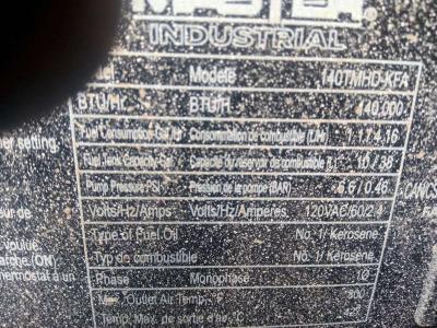 140000 BTU heater its a master diesel - Thumbnail 3