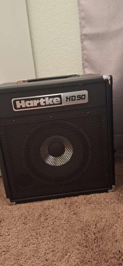 Electric bass guitar - Thumbnail 4