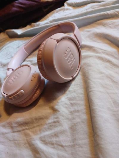 pink jbl wireless headphones - Thumbnail 2