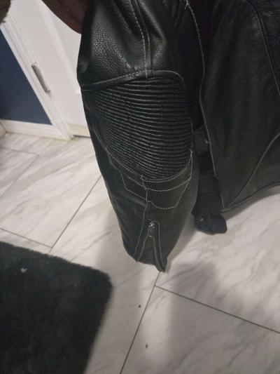 mens HarleyDavidson leather jacket - Thumbnail 3