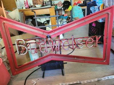 very rare vintage Budweiser neon beer Ad sign - Thumbnail 5