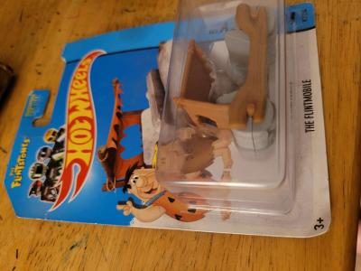 hot wheels  the Flintstones  the flintmoble - Thumbnail 4