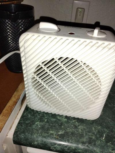 pelonis space heaters 2 of them - Thumbnail 3