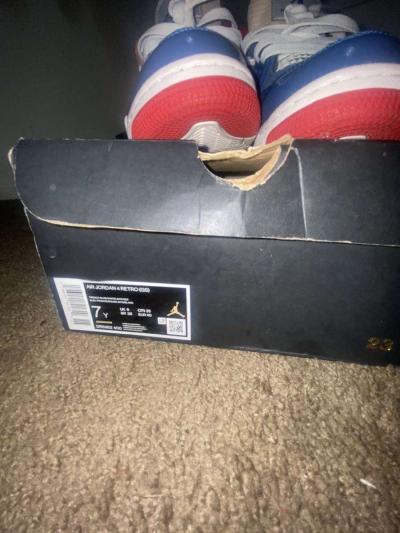 Messy Room Jordan 4 - Thumbnail 4