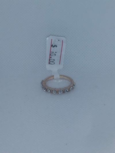 Medium White Stones Chic Rhinestone Ring - Thumbnail 3