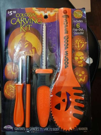Pumpkin Carving kit with book - Thumbnail 4