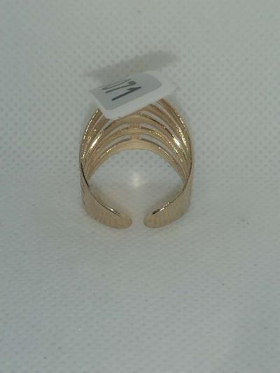 Roundup Chic Rhinestone Ring - Thumbnail 4