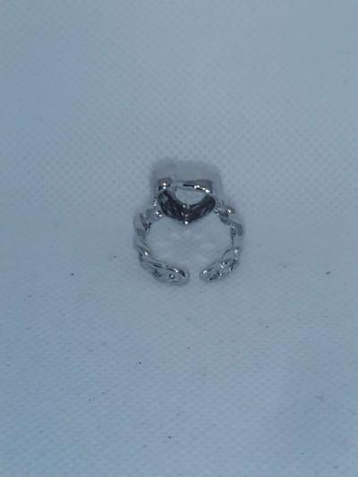 Chained Heart Ring - Thumbnail 5