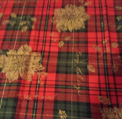 Handmade Table Runner Holiday Print - Thumbnail 2