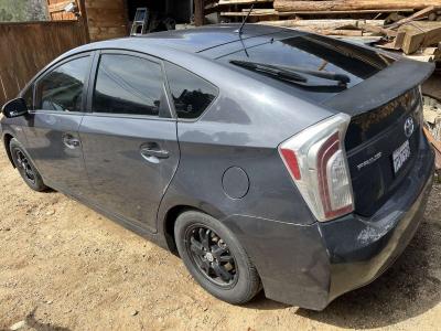 2012 Toyota Prius - Thumbnail 4