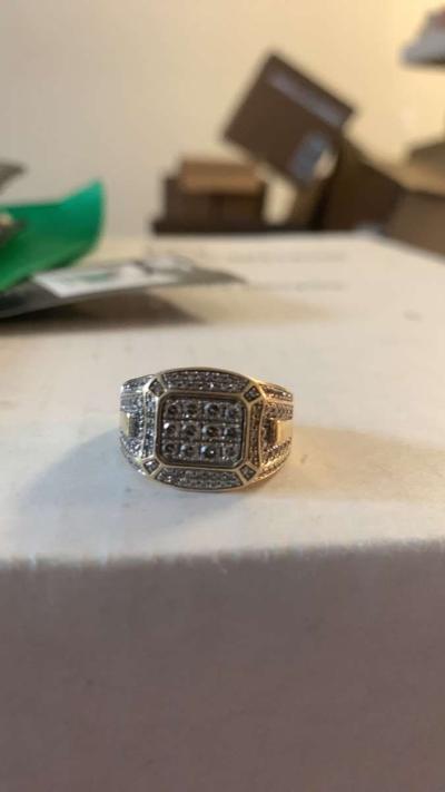 10 Karat diamond pinky ring - Thumbnail 3