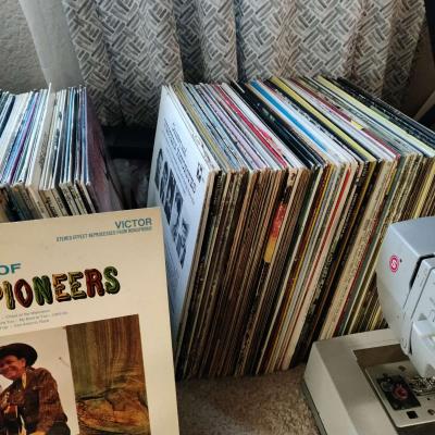 Records - Thumbnail 3