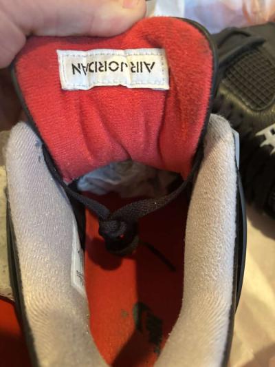 Brand new Jordan 4 breads size 10 mens - Thumbnail 4