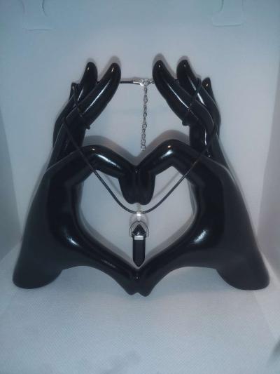 Onyx Glass Pendant Necklace - Thumbnail 3