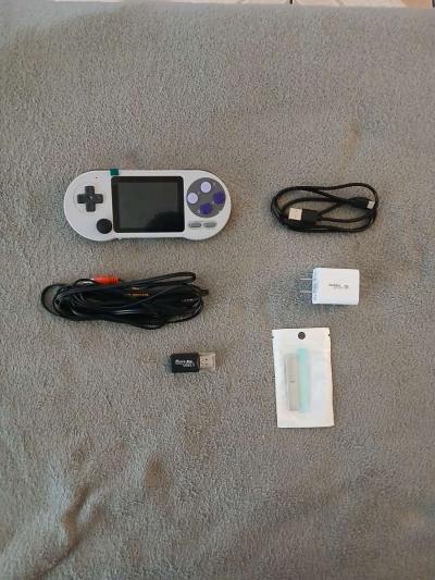 Data Frog SF2000 Handheld Game Console - Thumbnail 3