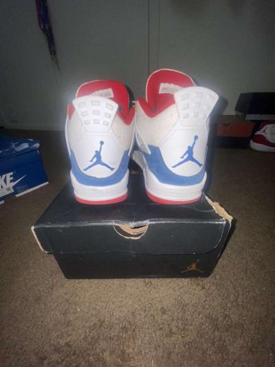 Messy Room Jordan 4 - Thumbnail 2