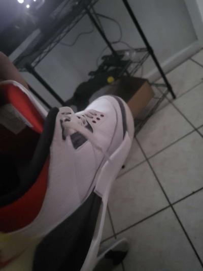 used jordans size 10 both for 25 - Thumbnail 6