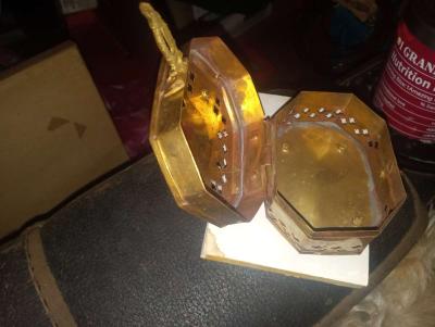 Vintage large Brass Cricket Box top swing handle front latch - Thumbnail 5