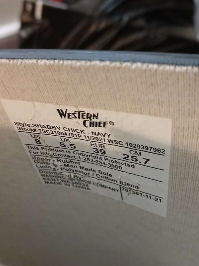 Western Chief rain boots size 8 - Thumbnail 4