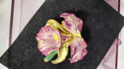 Handmade Braclets and more porch pickup only Vintiage - Thumbnail 2