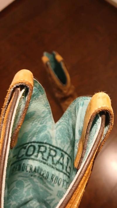 Corral handcrafted boots for men size 6 point 5 and women 8 - Thumbnail 4