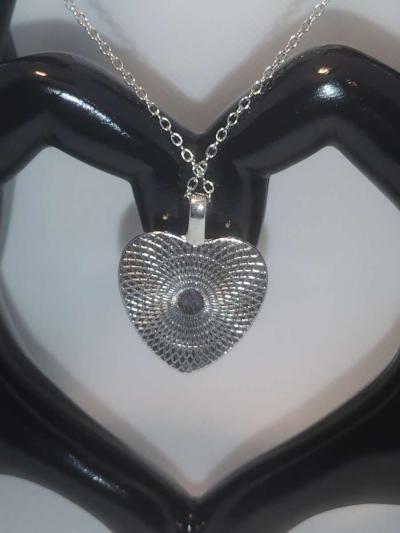 Blue Rose Heart Necklace - Thumbnail 3