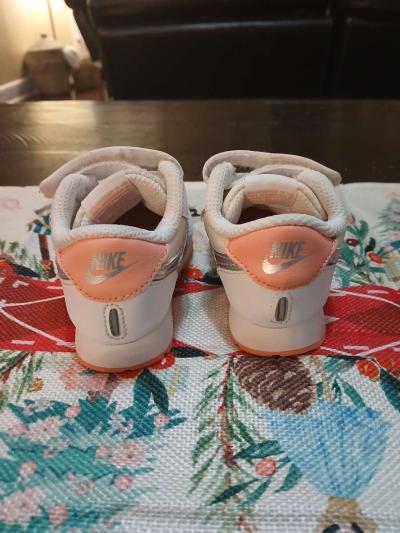 Baby shoes Nike size 4C - Thumbnail 3