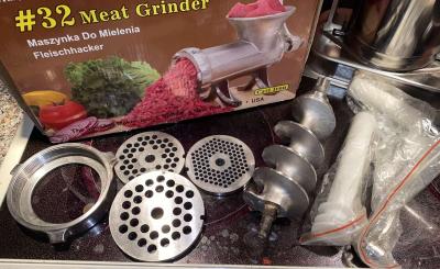 Commercial Grade Multi Piece Meat Grinder Bundle - Thumbnail 3