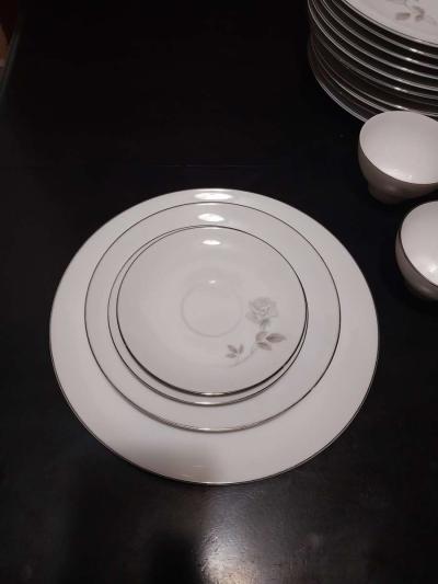 Noritake china Dinner set - Thumbnail 2