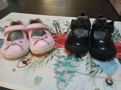 2 pairs of baby shoes size 3 - Thumbnail 2