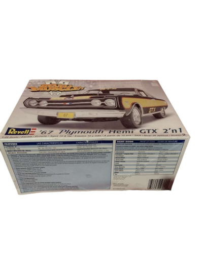 67 Plymouth hemi GTX model car kit - Thumbnail 3