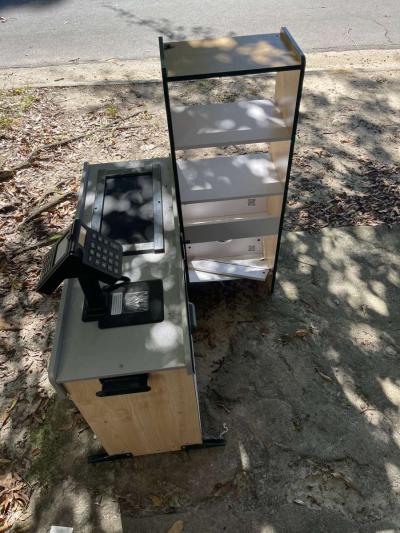 cashier - Thumbnail 3