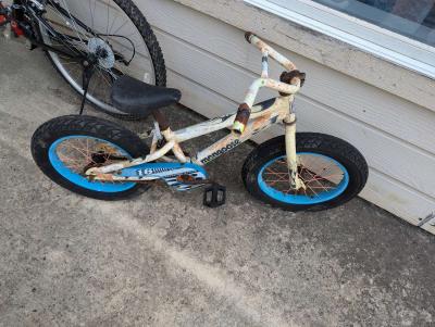 mongoose bicycle - Thumbnail 3