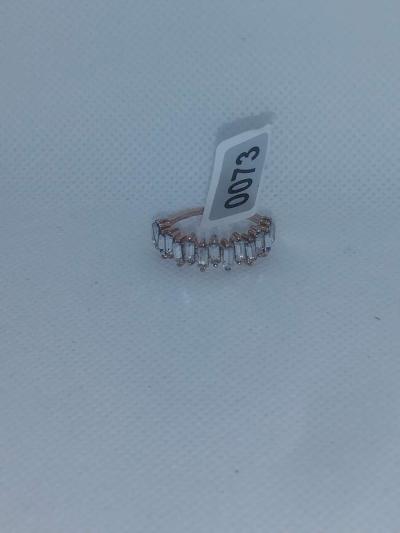 Straight White Chic Rhinestone Ring - Thumbnail 3