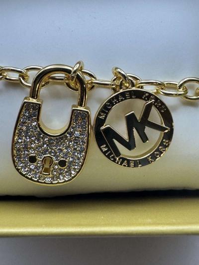 2009AIRT Michael Kors Pave Padlock Logo Chain Bracelet Goldt - Thumbnail 2