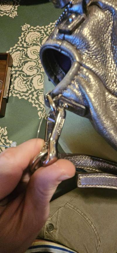 coach handbag - Thumbnail 2