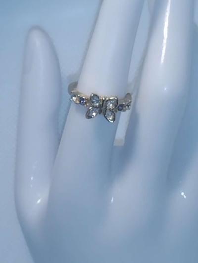 White Butterfly ring - Thumbnail 2