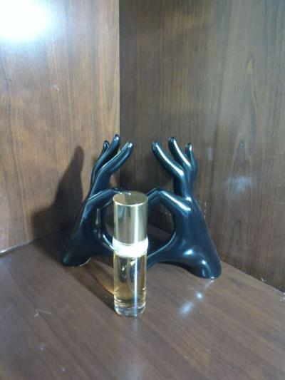 Elizabeth Taylor White Diamonds Perfume - Roanoke, Virginia