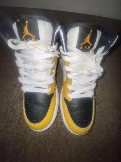 Air Jordan 1 Mid - Thumbnail 6