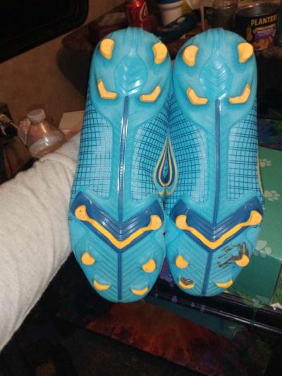 kids cleats - Thumbnail 2