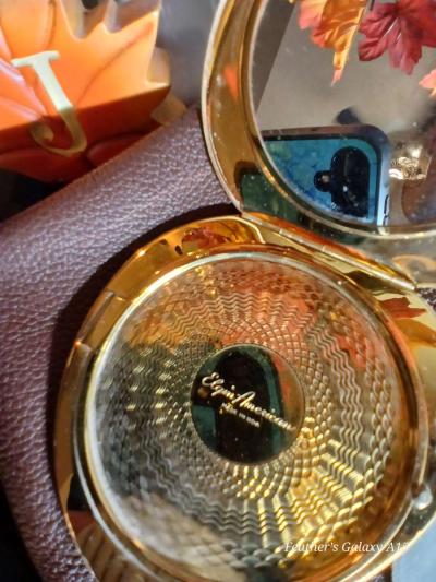 Vintage 1950s Elgin American Compact Gold Tone - Thumbnail 3