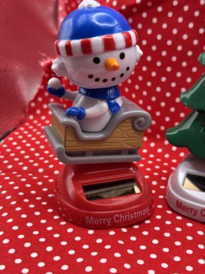 Three Solar Christmas Characters - Thumbnail 3