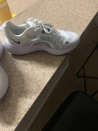 womens Nike - Thumbnail 2