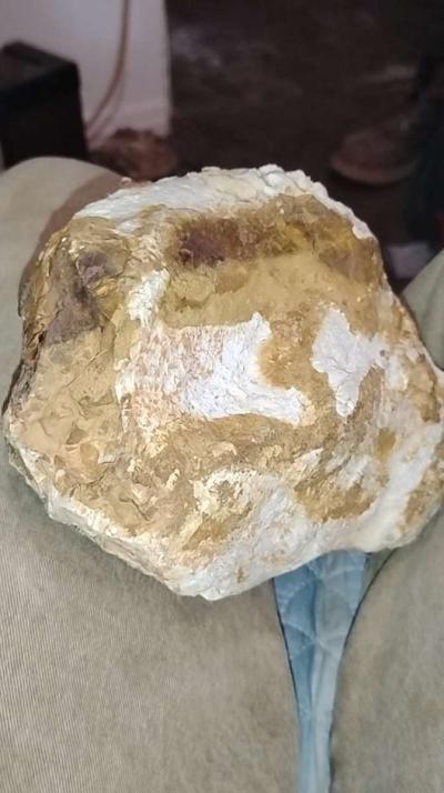 Native American portable rock art - Thumbnail 6