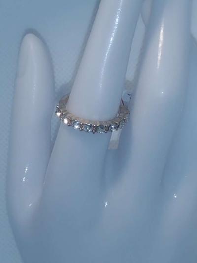 Medium White Stones Chic Rhinestone Ring - Thumbnail 2
