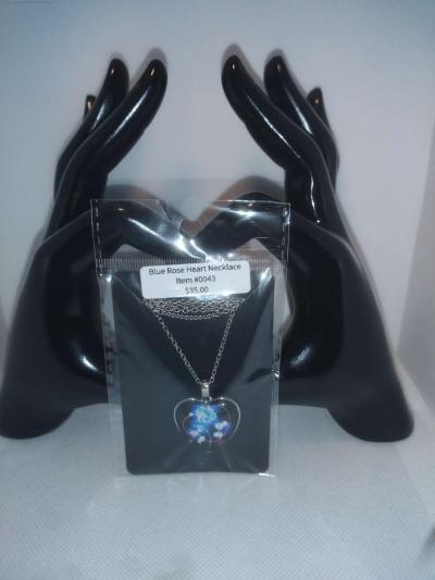 Blue Rose Heart Necklace - Thumbnail 4